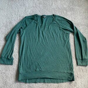 GC TNA Green Long Sleeve T shirt Size Medium